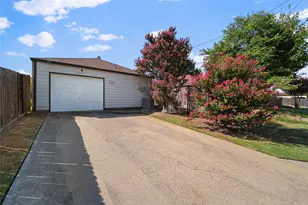 2313 Markland St, Irving, TX 75060 - Photo 25