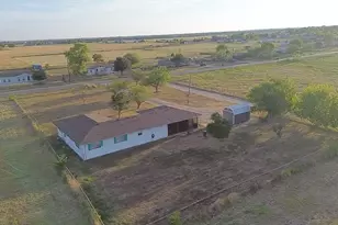 203 Farrar Rd, Waxahachie, TX 75165 - Photo 7