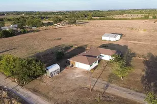 203 Farrar Rd, Waxahachie, TX 75165 - Photo 9