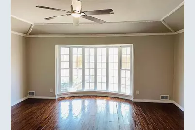 9406 Hunters Creek Drive, Dallas, TX 75243 - Photo 31