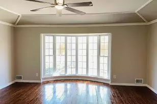 9406 Hunters Creek Dr, Dallas, TX 75243 - Photo 31