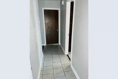 9406 Hunters Creek Drive, Dallas, TX 75243 - Photo 25