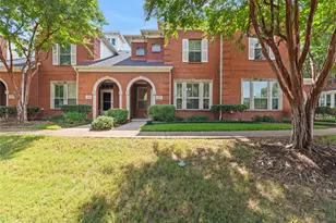 565 Legends Dr, Lewisville, TX 75057 - Photo 1