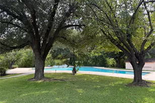 536 Valley Park Dr, Garland, TX 75043 - Photo 27