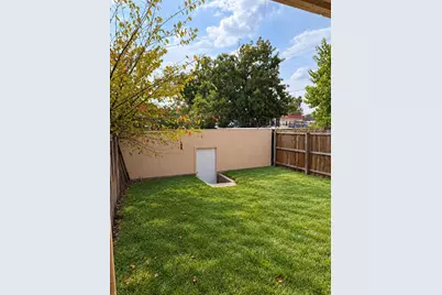 536 Valley Park Drive, Garland, TX 75043 - Photo 25