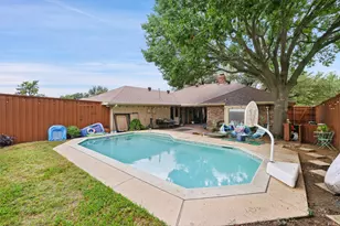 3708 Bishop Hill Dr, Carrollton, TX 75007 - Photo 37