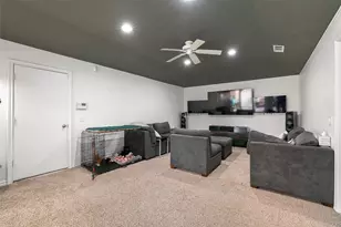 3708 Bishop Hill Dr, Carrollton, TX 75007 - Photo 23