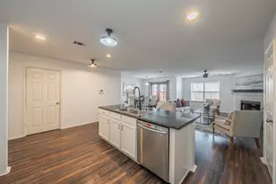 10541 Rising Knoll Ln, Fort Worth, TX 76131 - Photo 7