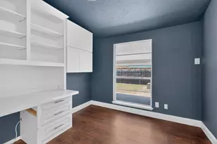 1901 Paxton Dr, Carrollton, TX 75007 - Photo 13