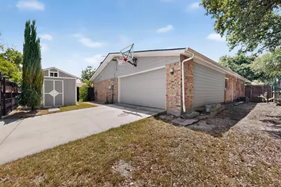 1901 Paxton Drive, Carrollton, TX 75007 - Photo 29