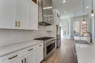 250 E Dallas St, Grapevine, TX 76051 - Photo 11