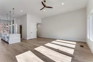 250 E Dallas St, Grapevine, TX 76051 - Photo 5