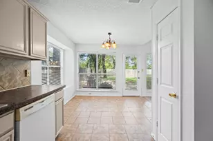 1219 Brooklawn Dr, Arlington, TX 76018 - Photo 7