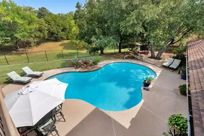7605 Willowood Court, Fort Worth, TX 76112 - Photo 3