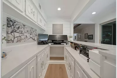 10408 Vistadale Drive, Dallas, TX 75238 - Photo 9