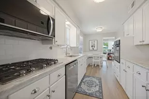 10408 Vistadale Dr, Dallas, TX 75238 - Photo 15