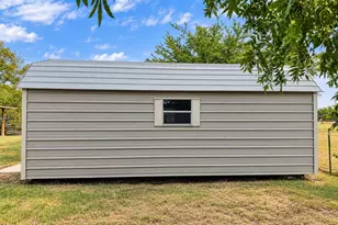 105 E Laura Ave, Quinlan, TX 75474 - Photo 7