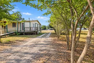 105 E Laura Ave, Quinlan, TX 75474 - Photo 11