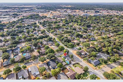 8501 Van Pelt Drive, Dallas, TX 75228 - Photo 31