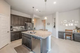 1821 Abelia Ln, Weatherford, TX 76086 - Photo 9
