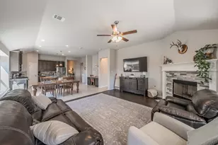1821 Abelia Ln, Weatherford, TX 76086 - Photo 17