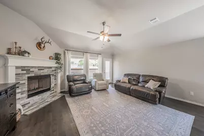 1821 Abelia Lane, Weatherford, TX 76086 - Photo 15