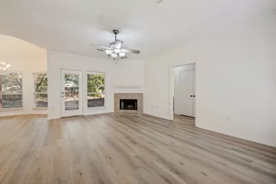 2104 Leslie Street, Denton, TX 76205 - Photo 5