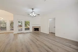 2104 Leslie St, Denton, TX 76205 - Photo 5