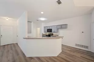 2104 Leslie St, Denton, TX 76205 - Photo 9