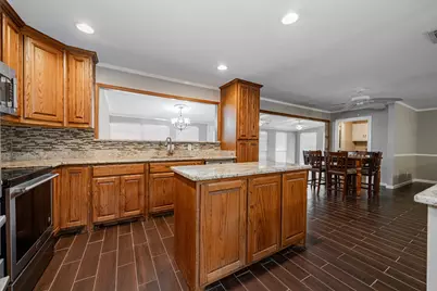 102 Northwood Place, Enchanted Oaks, TX 75156 - Photo 11