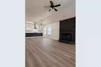7562 John T White Road, Fort Worth, TX 76120 - Photo 9