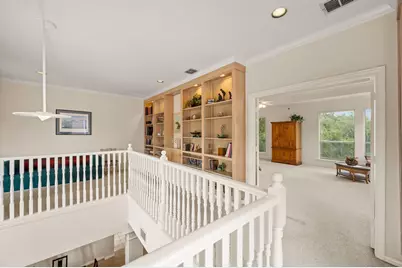 7626 Lakecrest Circle, Irving, TX 75063 - Photo 17