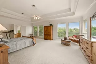 7626 Lakecrest Cir, Irving, TX 75063 - Photo 19