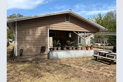416 Ross Street E, Sulphur Springs, TX 75482 - Photo 7