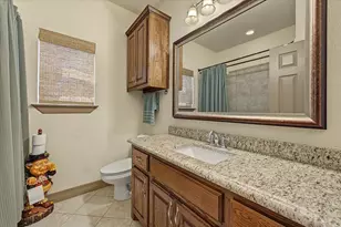 3909 Stoneshire Ct, Fort Worth, TX 76179 - Photo 19