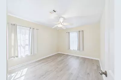1112 Fox River Lane, Fort Worth, TX 76120 - Photo 23