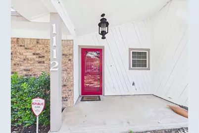 1112 Fox River Lane, Fort Worth, TX 76120 - Photo 5