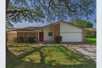 1112 Fox River Lane, Fort Worth, TX 76120 - Photo 1