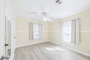 1112 Fox River Ln, Fort Worth, TX 76120 - Photo 25