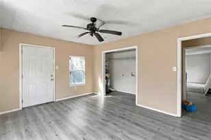 1504 S Travis Ave, Denison, TX 75021 - Photo 13