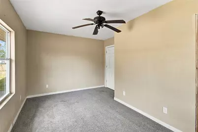 1504 S Travis Avenue, Denison, TX 75021 - Photo 11