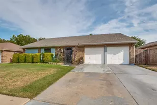 2307 Busch Dr, Arlington, TX 76014 - Photo 3