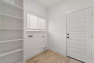 813 Tierney Rd, Fort Worth, TX 76112 - Photo 13