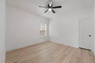 813 Tierney Rd, Fort Worth, TX 76112 - Photo 21