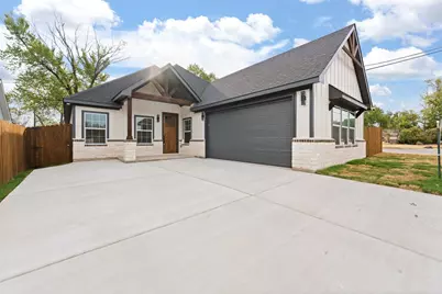 813 Tierney Road, Fort Worth, TX 76112 - Photo 3