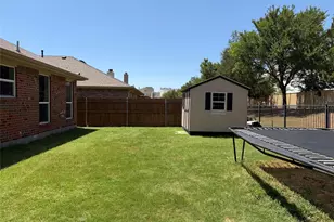 224 Spring Hollow Dr, Saginaw, TX 76131 - Photo 23