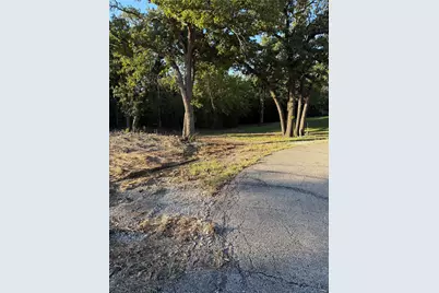 100 Shady Brook Court, Joshua, TX 76058 - Photo 7