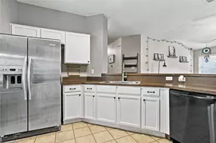 1709 White Mountain Wy, Princeton, TX 75407 - Photo 5