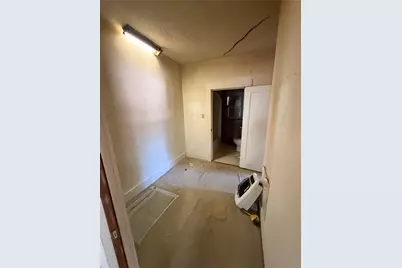 619 W Owing Street, Denison, TX 75020 - Photo 19