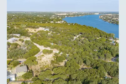 1211 Mountainside Drive, Granbury, TX 76048 - Photo 17